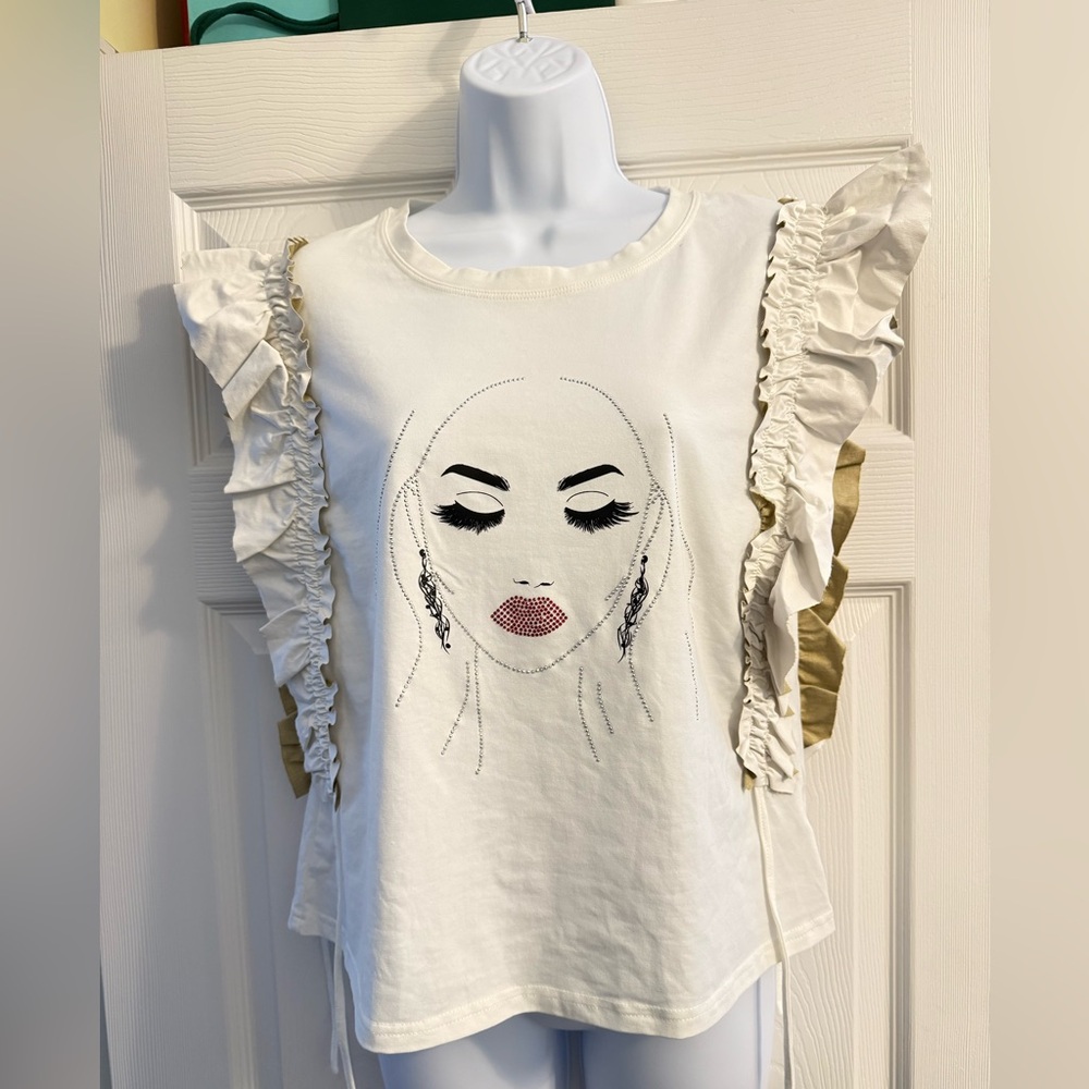 Why Dress Women’s Ruffled Graphic Tee - Size M - Picture 7 of 7